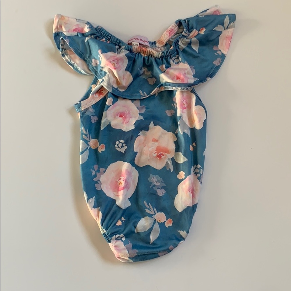 Boutique ruffle leo
